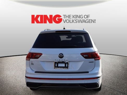 Used 2023 Volkswagen Tiguan SE R-Line image 4