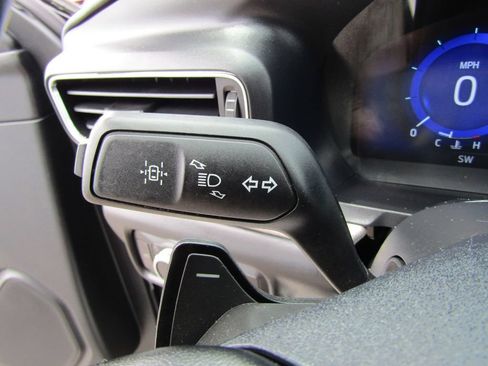 Used 2020 Ford Explorer Platinum w/ Premium Technology Package AWD/4WD image 22