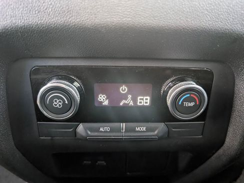 Certified 2025 Buick Enclave Preferred image 32