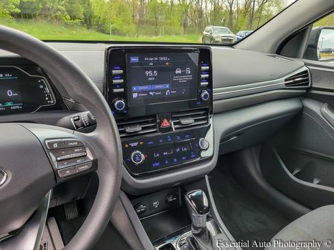Used 2021 Hyundai Ioniq Blue FWD image 20