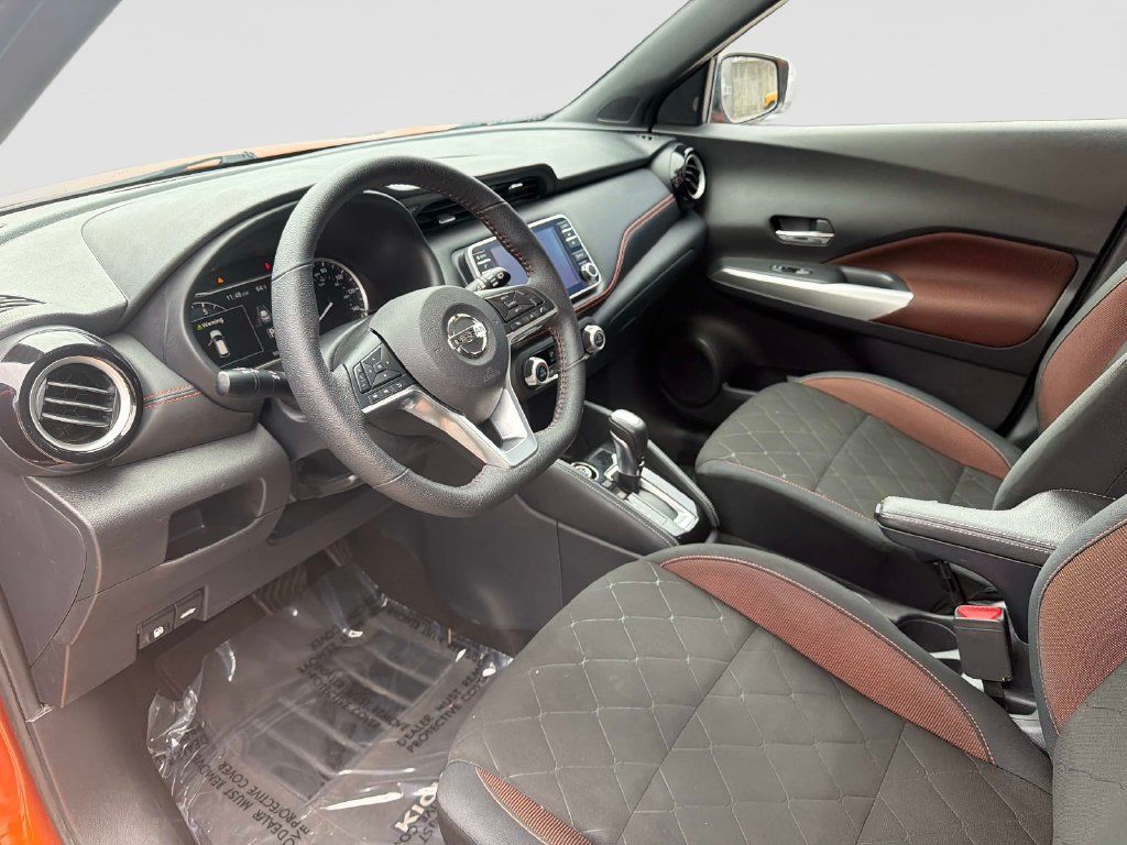 Used 2020 Nissan Kicks SR FWD image 21