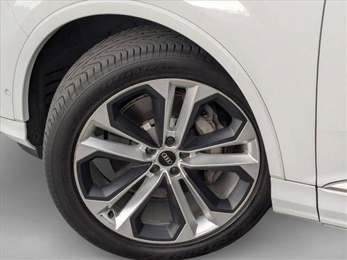 Used 2021 Audi Q7 3.0T Premium Plus w/ Premium Plus Package image 10