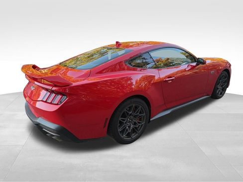 Used 2024 Ford Mustang GT Premium w/ GT Performance Package image 10