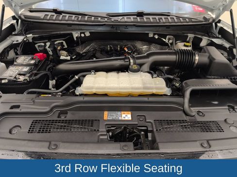 Used 2025 Ford Expedition Active RWD image 41