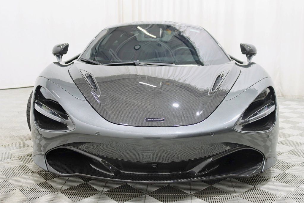 Used 2018 McLaren 720S RWD image 11