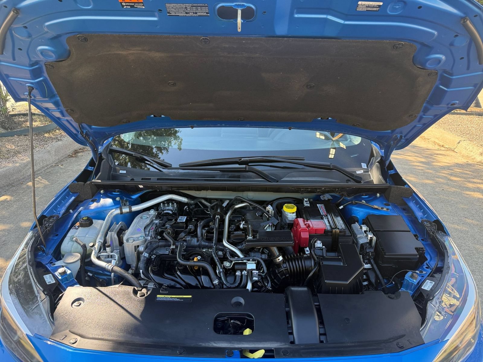 Used 2025 Nissan Sentra SV FWD image 31