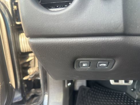 Used 2011 Chevrolet Corvette Grand Sport RWD image 22