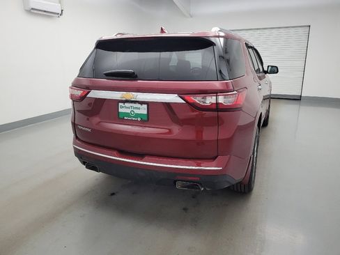 Used 2018 Chevrolet Traverse Premier w/ Driver Confidence II Package FWD image 7