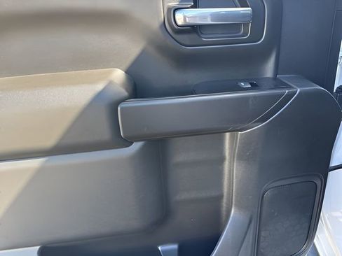 Used 2019 Chevrolet Silverado 1500 LT w/ Z71 Off-Road Package image 14