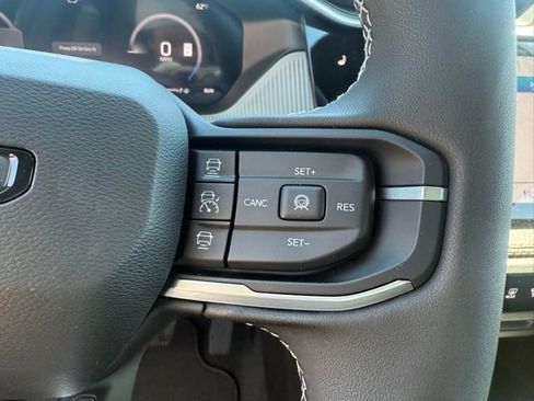 New 2026 Jeep Cherokee Limited AWD/4WD image 32