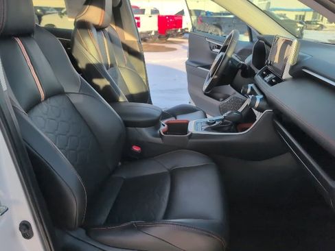 Used 2024 Toyota RAV4 Adventure image 43