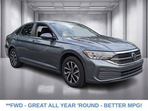 Used 2023 Volkswagen Jetta S image 3