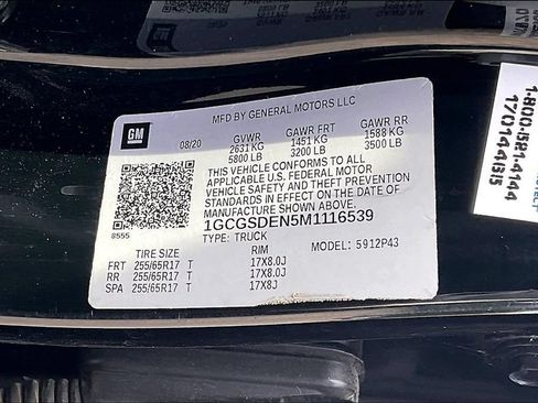 Used 2021 Chevrolet Colorado Z71 w/ Safety Package RWD image 36