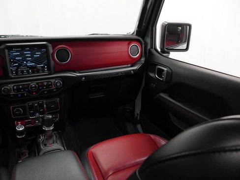 Used 2023 Jeep Wrangler Unlimited Rubicon 4xe AWD/4WD image 31