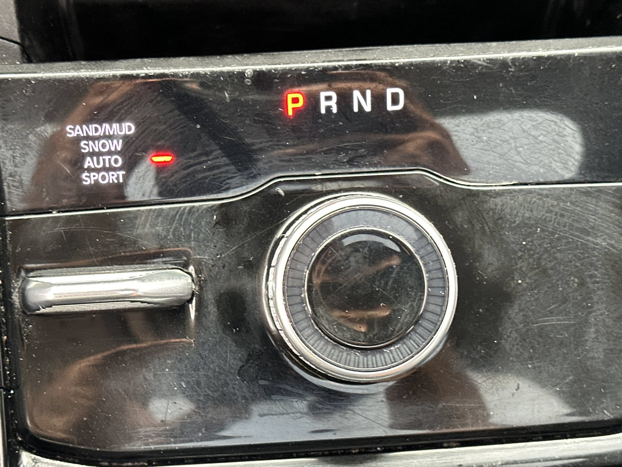 Used 2023 Jeep Grand Cherokee Limited AWD/4WD image 6