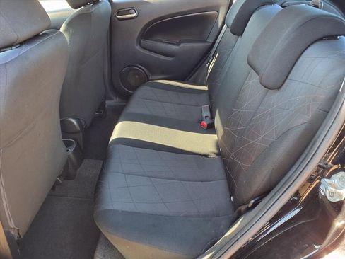 Used 2013 MAZDA MAZDA2 Sport image 8