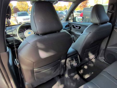 Certified 2025 Subaru Forester Limited image 19