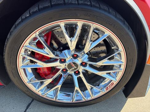 Used 2016 Chevrolet Corvette Z06 w/ Z07 Performance Package RWD image 6