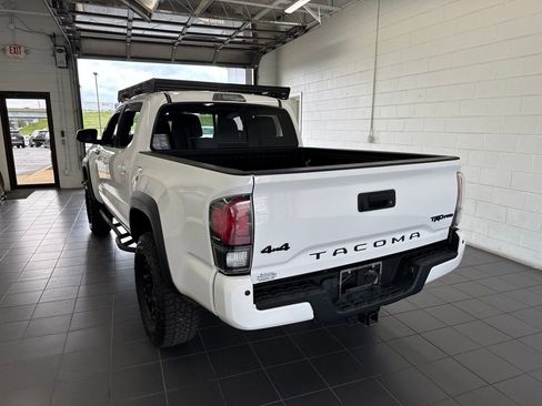 Used 2019 Toyota Tacoma TRD Pro AWD/4WD image 6