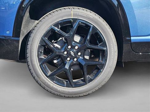 New 2026 Chevrolet Traverse RS FWD image 11