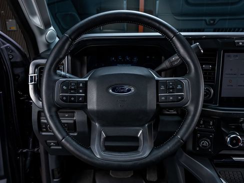 Used 2024 Ford F250 Lariat w/ Lariat Ultimate Package AWD/4WD image 19