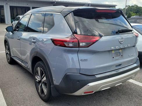 Used 2022 Nissan Rogue Platinum w/ Head-Up Display Package FWD image 8