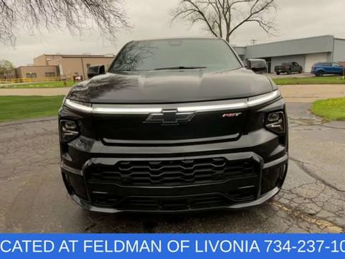 Certified 2024 Chevrolet Silverado EV RST AWD/4WD image 3