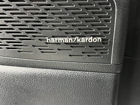 Used 2024 Hyundai Palisade Limited image 18