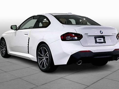 New 2025 BMW 230i xDrive Coupe w/ Convenience Package AWD/4WD image 3