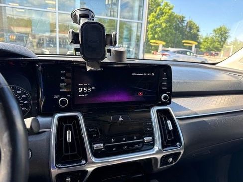 Used 2022 Kia Sorento SX AWD/4WD image 14