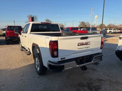 New 2026 GMC Sierra 2500 Pro image 4