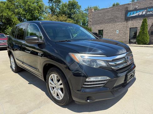 Used 2016 Honda Pilot LX image 3