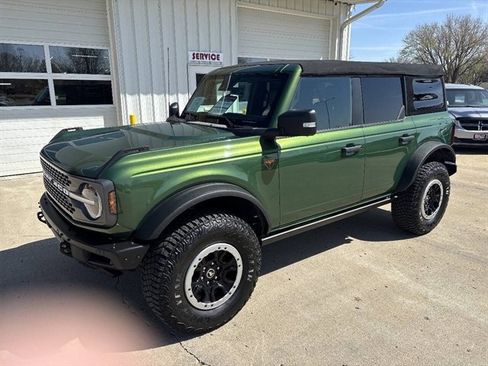 Used 2022 Ford Bronco Badlands AWD/4WD image 30