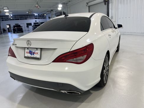 Used 2018 Mercedes-Benz CLA 250 image 5