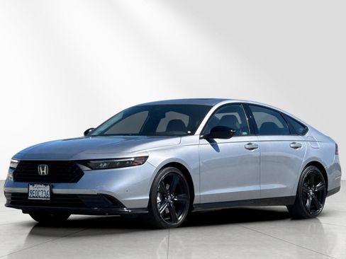 Used 2023 Honda Accord Sport image 8
