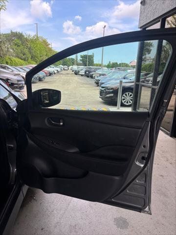 Used 2025 Nissan Leaf S FWD image 17
