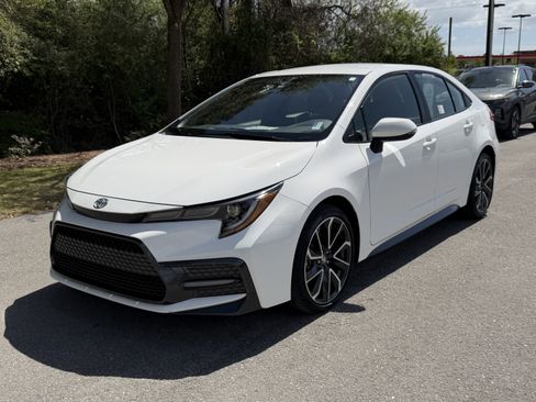 Used 2021 Toyota Corolla SE image 37