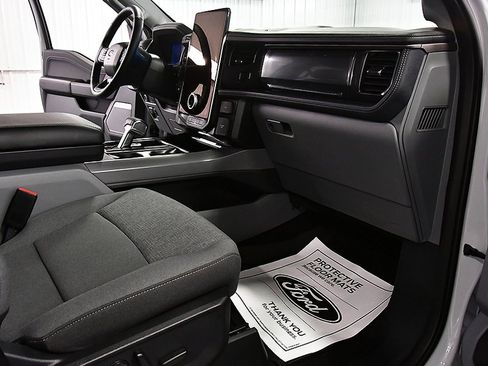 Used 2024 Ford F150 Lightning Flash image 32