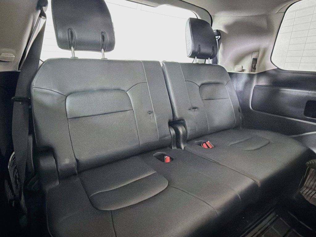 Used 2018 Toyota Land Cruiser w/ Carpet Mat Package AWD/4WD image 25