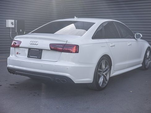 Used 2018 Audi S6 Premium Plus image 9