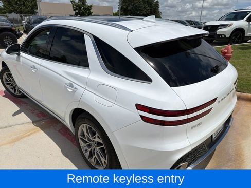 Used 2025 Genesis GV70 2.5T w/ Advanced Package AWD/4WD image 4