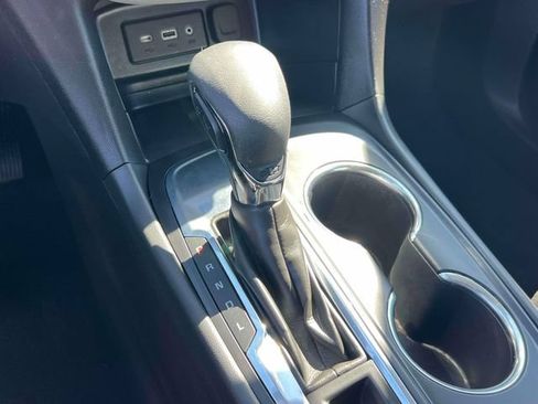 Used 2023 Chevrolet Equinox LS w/ Driver Confidence II Package FWD image 29