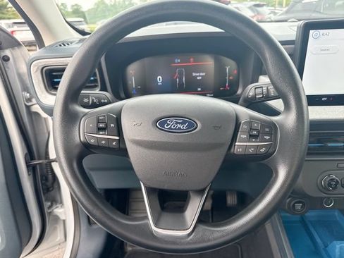 Used 2025 Ford Maverick XLT w/ Equipment Group 302A AWD/4WD image 16
