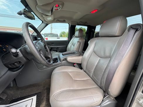 Used 2006 Chevrolet Silverado 1500 LT w/ Onstar Plus Package RWD image 10