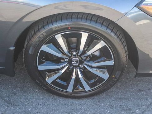 Used 2023 Honda Civic EX-L image 12
