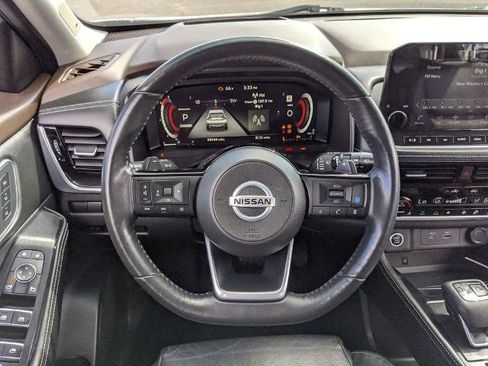 Used 2021 Nissan Rogue Platinum FWD image 11
