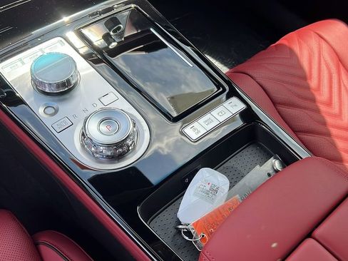 Used 2025 Genesis G80 3.5T Sport image 34