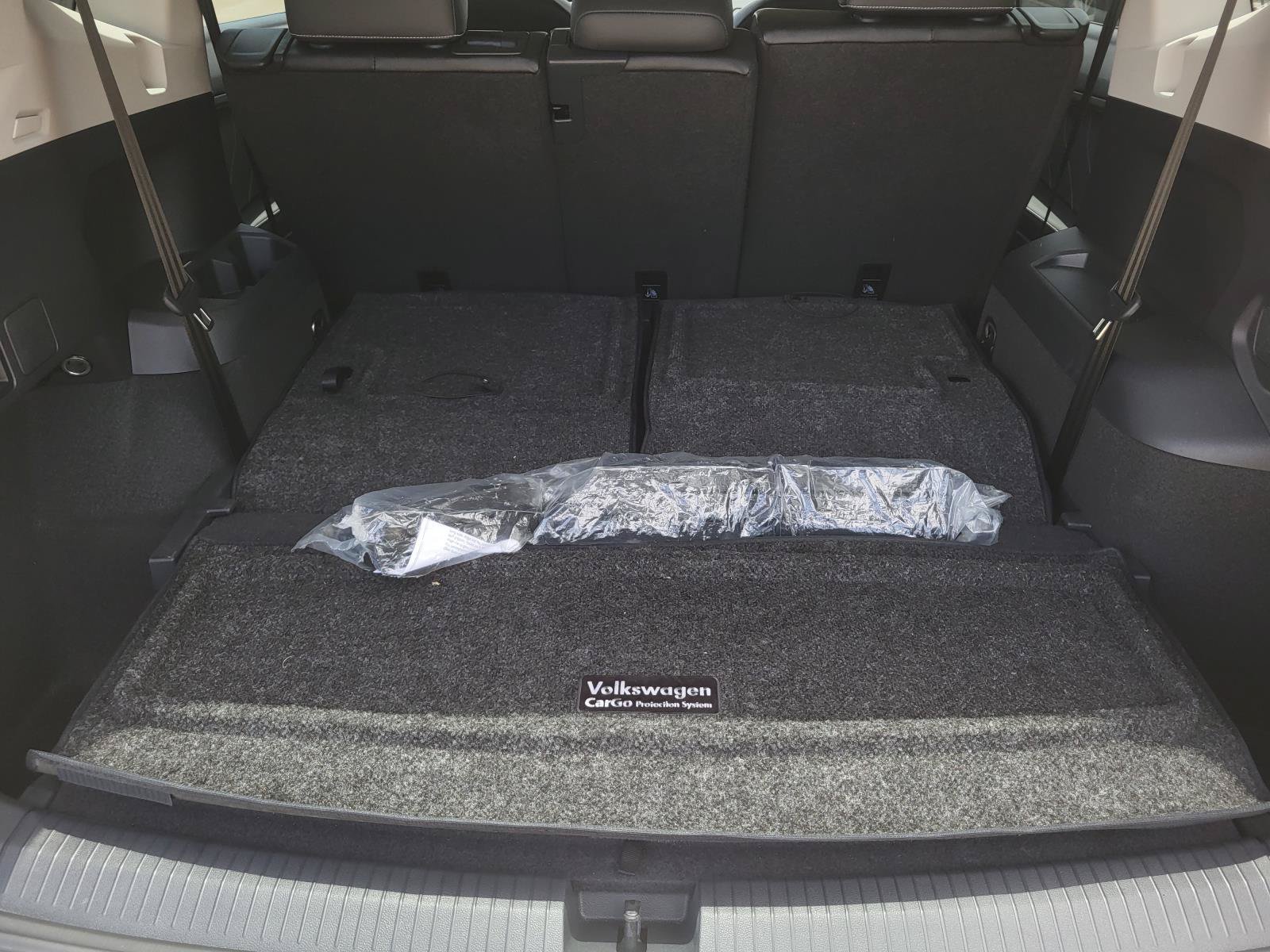 Used 2024 Volkswagen Tiguan SE FWD image 16