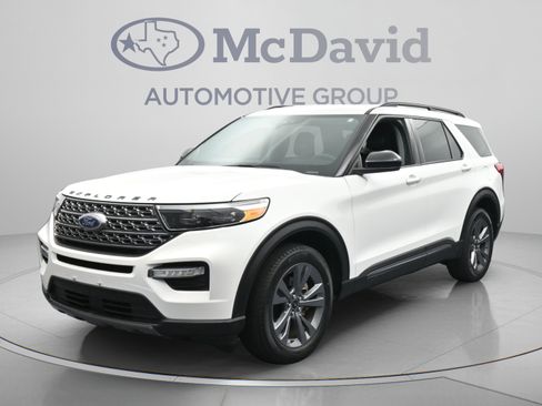 Used 2023 Ford Explorer XLT w/ Equipment Group 202A AWD/4WD image 1