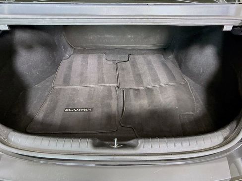 Certified 2023 Hyundai Elantra SEL w/ Convenience Package FWD image 29